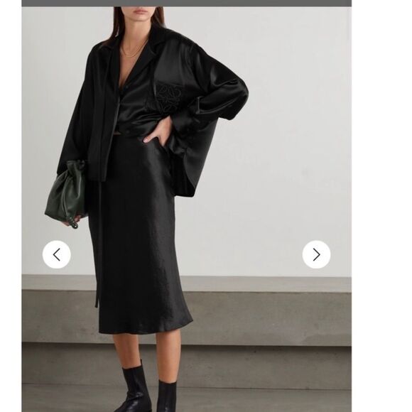 VINCE Satin A-Line Midi-Skirt in Black- Size Medium - Picture 1 of 12